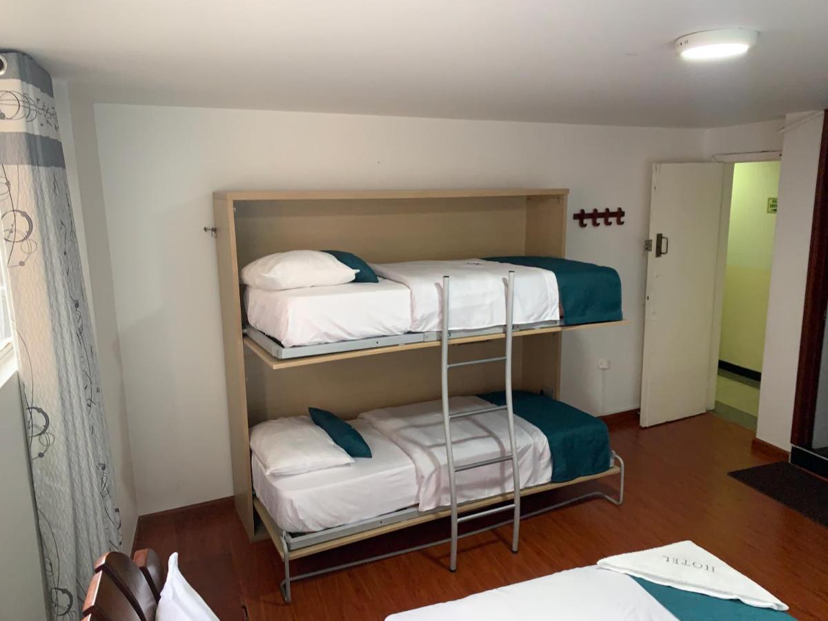 Hotel Lourdes La 62 Богота Екстериор снимка