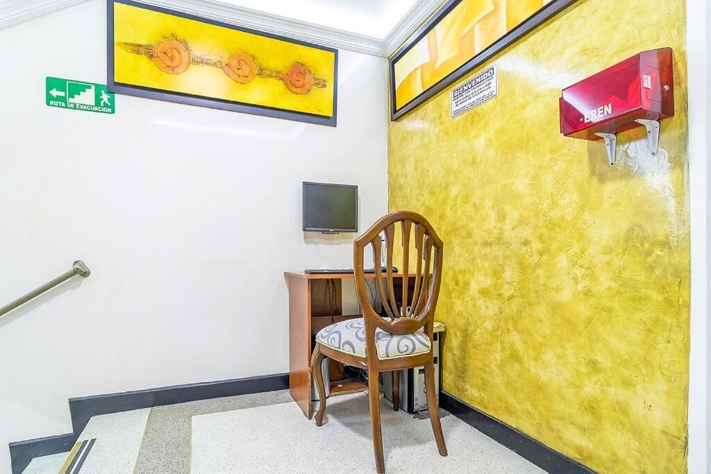 Hotel Lourdes La 62 Богота Екстериор снимка